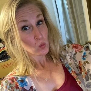 Meet your Posher, Dawn